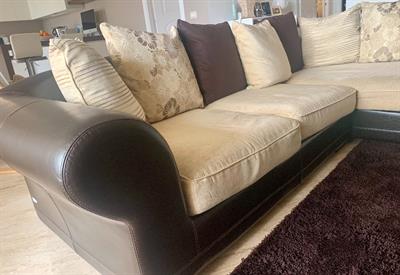 Divano con chaise longue, in buone condizioni, ottimo stato - Anteprima 5