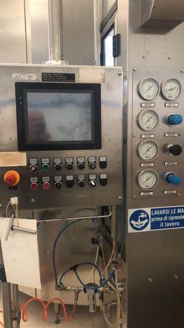 NP 520 Linea di imbottigliamento usata KRONES, anno 2003 - Foto 2