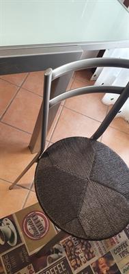 4 sedie Calligaris e tavolo allungabile cristallo, color caffè - Foto 3