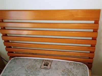 2 lettini singoli in legno massiccio - Foto 3