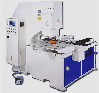 Punzonatrici CNC a Controllo Numerico