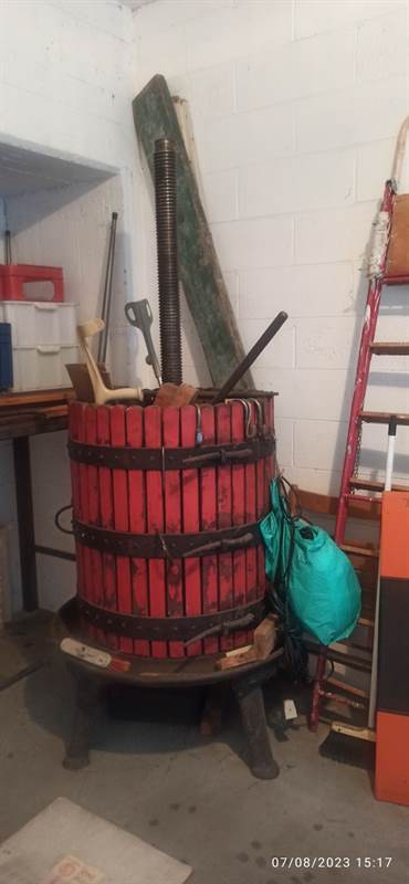 Torchio per uva, in ottime condizioni