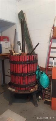 Torchio per uva, in ottime condizioni - Anteprima 1