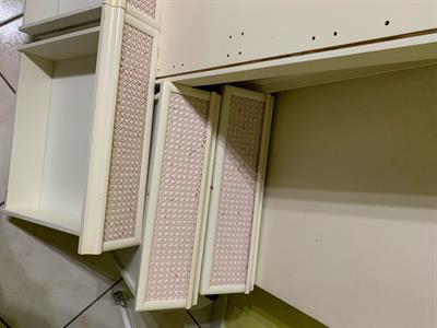 Armadio + comò legno già smontati