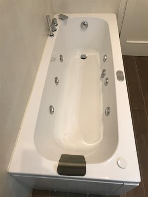 Vasca da bagno con idromassaggio
