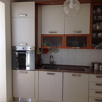 Cucina con piano in granito sardo rosa, in ottime condizioni - Foto 2
