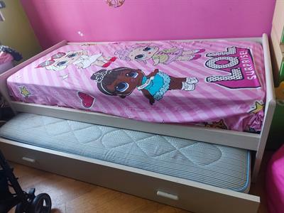Letto singolo con secondo letto estraibile