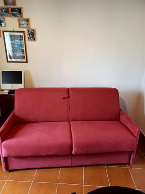 Divano letto quasi nuovo