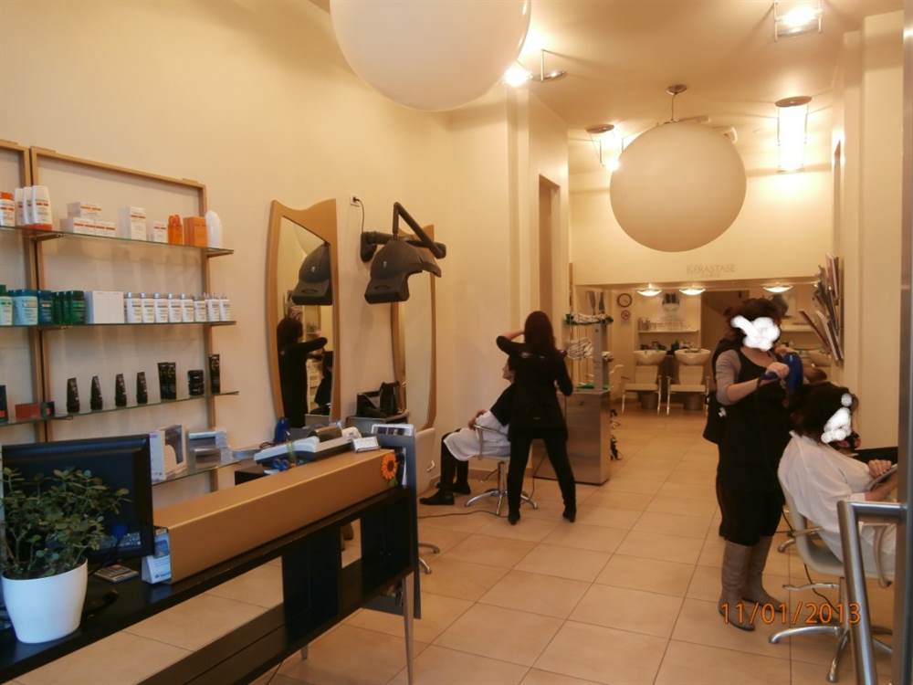 Arredamento per parrucchieri in ottime condizioni - Foto 4
