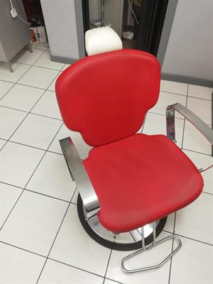 Arredamento parrucchiere/barbiere