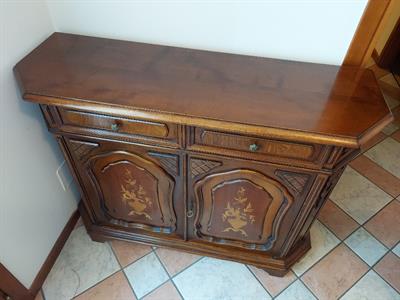 Mobile in legno stile classico con ante intarsiate - Foto 2