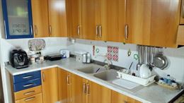 Cucina componibile con elettrodomestici