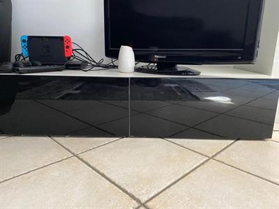 Mobile porta TV con cassetti