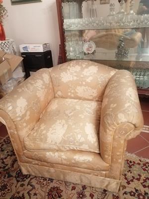 Salotto in seta di S.Leucio in ottime condizioni