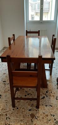 Soggiorno in leggno massello