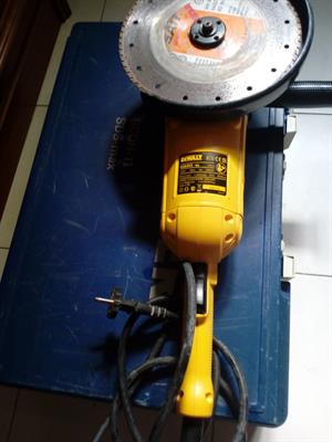 Smerigliatrice Dewalt