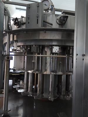 QT 61 | Monoblocco di riempimento usato SIMONAZZI