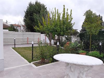 Villa all'interno del Villaggio Costa dei Saraceni