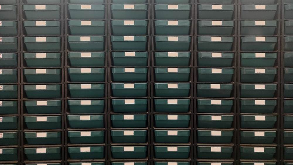 Cassettiera componibile per minuterie metalliche, modello ALFA