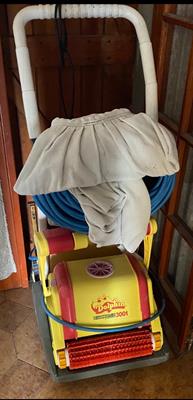 Robot Dolphin 3001 Usato