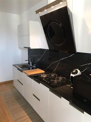 Cucina completa di elettrodomestici - Anteprima 1