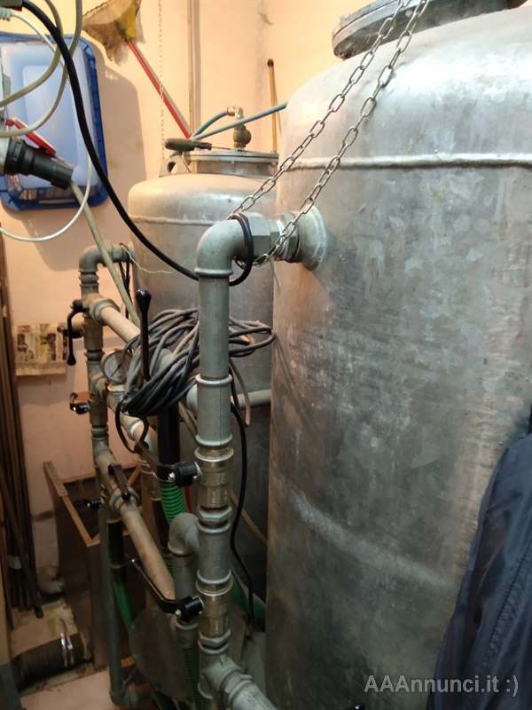 Depuratore per acque reflue con filtri a carbone e quarzo