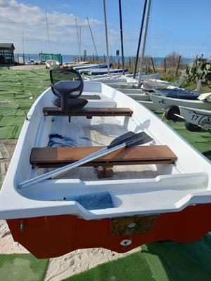 Barca da pesca usata