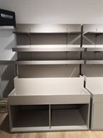 Foto 6 Scaffalature e arredamento per negozio e ufficio, in legno