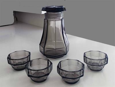 Servizio Caraffa e Coppette in Antico Crsitallo