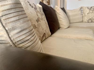 Divano con chaise longue, in buone condizioni, ottimo stato - Anteprima 6