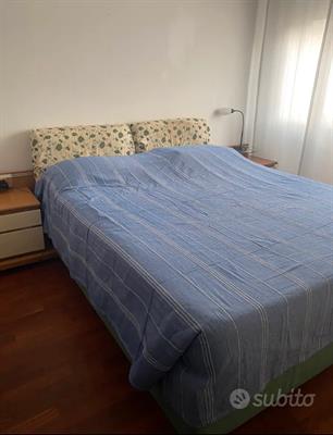 Letto matrimoniale con contenitore