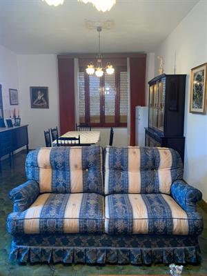 Coppia divani in stile classico