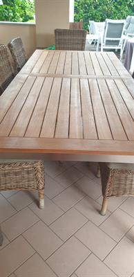 Tavolo in alluminio e teak, come nuovo - Foto 4