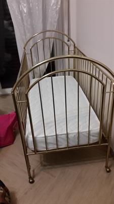 Culla in ottone - Anteprima 1