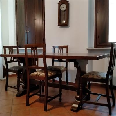 Tavolo fratino in legno massiccio di noce