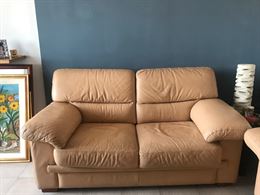 Divano in pelle ottime condizioni