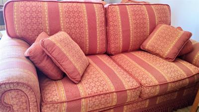 Set divano, poltrone e cuscini