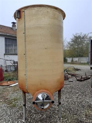 Tino vetroresina 2000 litri