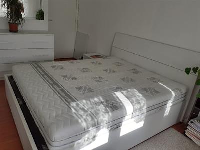 Letto matrimoniale con il materasso - Anteprima 3
