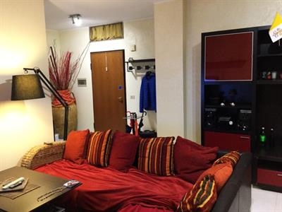 Mobili da salotto stile modern chic, colore rosso, modello chaleur - Anteprima 1