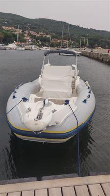 Marlin 25 motore Mercruiser tagliandato, in buone condizioni - Foto 2