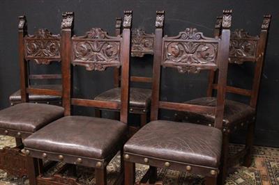 Sedie antiche in legno restaurato della fine del XIX secolo