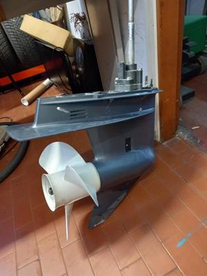 Piede yamaha 80 hp 100 hp