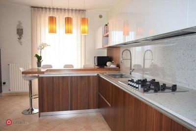 Arredo completo: Cucina componibile