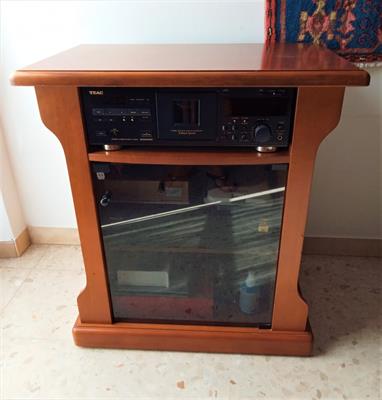 Mobiletto in legno