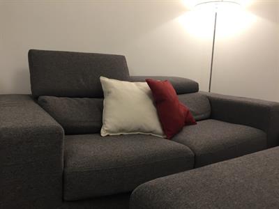 Divano letto + pouff, come nuovo - Foto 3