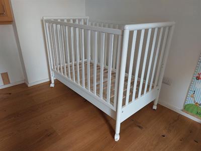 Lettino bimbi Foppa Pedretti in legno bianco