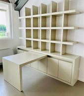 Libreria con scrivania mobile