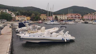 Marlin 25 motore Mercruiser tagliandato, in buone condizioni - Foto 4