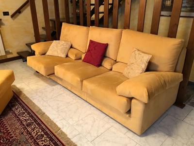 Divani in Microfibra simil Alcantara